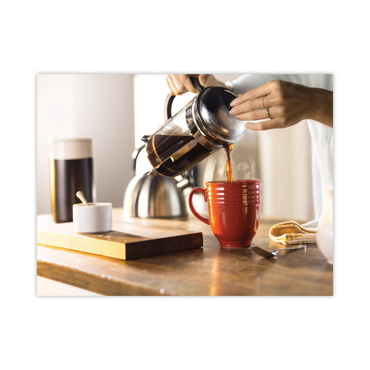 Folgers Ground Coffee, Classic Roast Decaffeinated, Ground, 19.2 oz, Can, 6/Carton